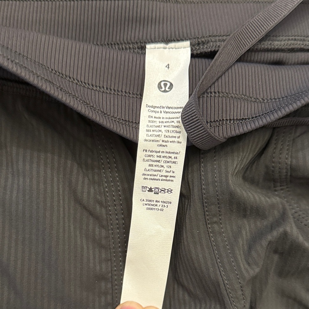 Lululemon Dance Studio Mid-Rise Pant *Regular size 4 - Picture 2 of 6